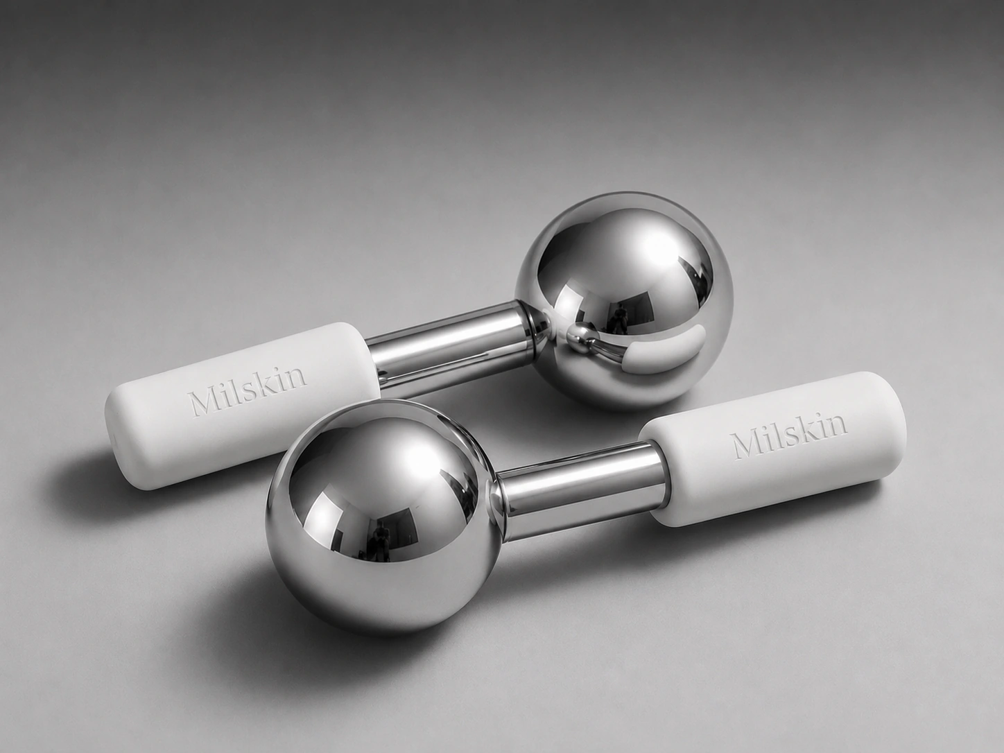 Paire d’Ice Globes MILSKIN en acier argenté